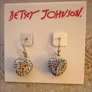 NWT Retired Betsy Johnson glitz multi-color heart earrings 1”
